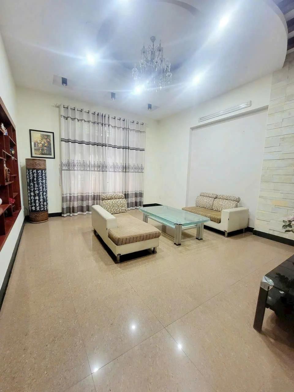 Bán căn biệt thự gần đường Nguyễn Hữu Thọ, Q.Cẩm Lệ, TP. Đà Nẵng