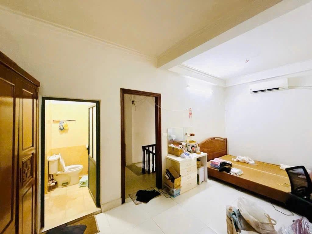 CỰC HIẾM LÔ GÓC HOÀNG HOA THÁM GẦN PHỐ NGÕ THÔNG KINH DOANH 50M² X 4 TẦNG 11 TỶ