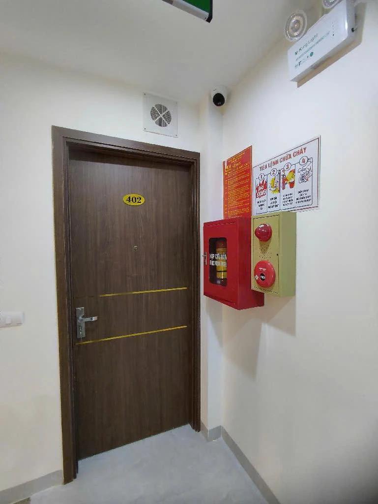 Bán nhanh tòa nhà Quan Hoa gần phố 10 phòng khép kín hơn 11 tỷ