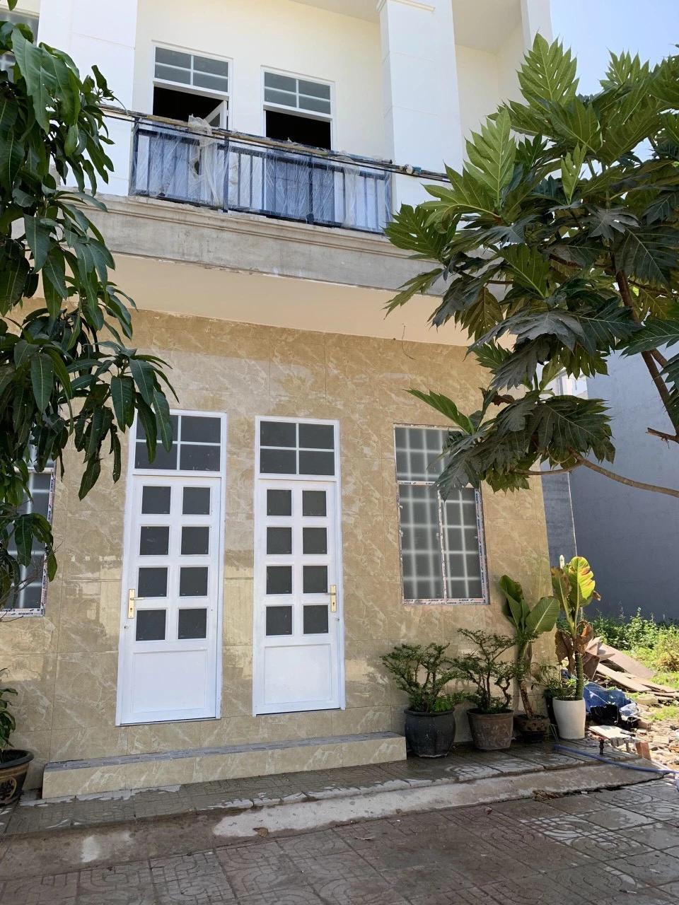 Bán nhà mặt tiền Sông Gò Dưa sau căn hộ 4S linh đông thủ đức