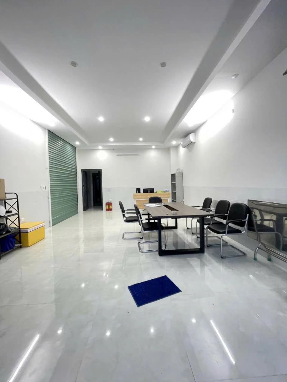 Sỡ hữu ngay nhà đẹp 2 mặt tiền gần đường Minh Mạng, Q.Ngũ Hành Sơn, TP. Đà Nẵng