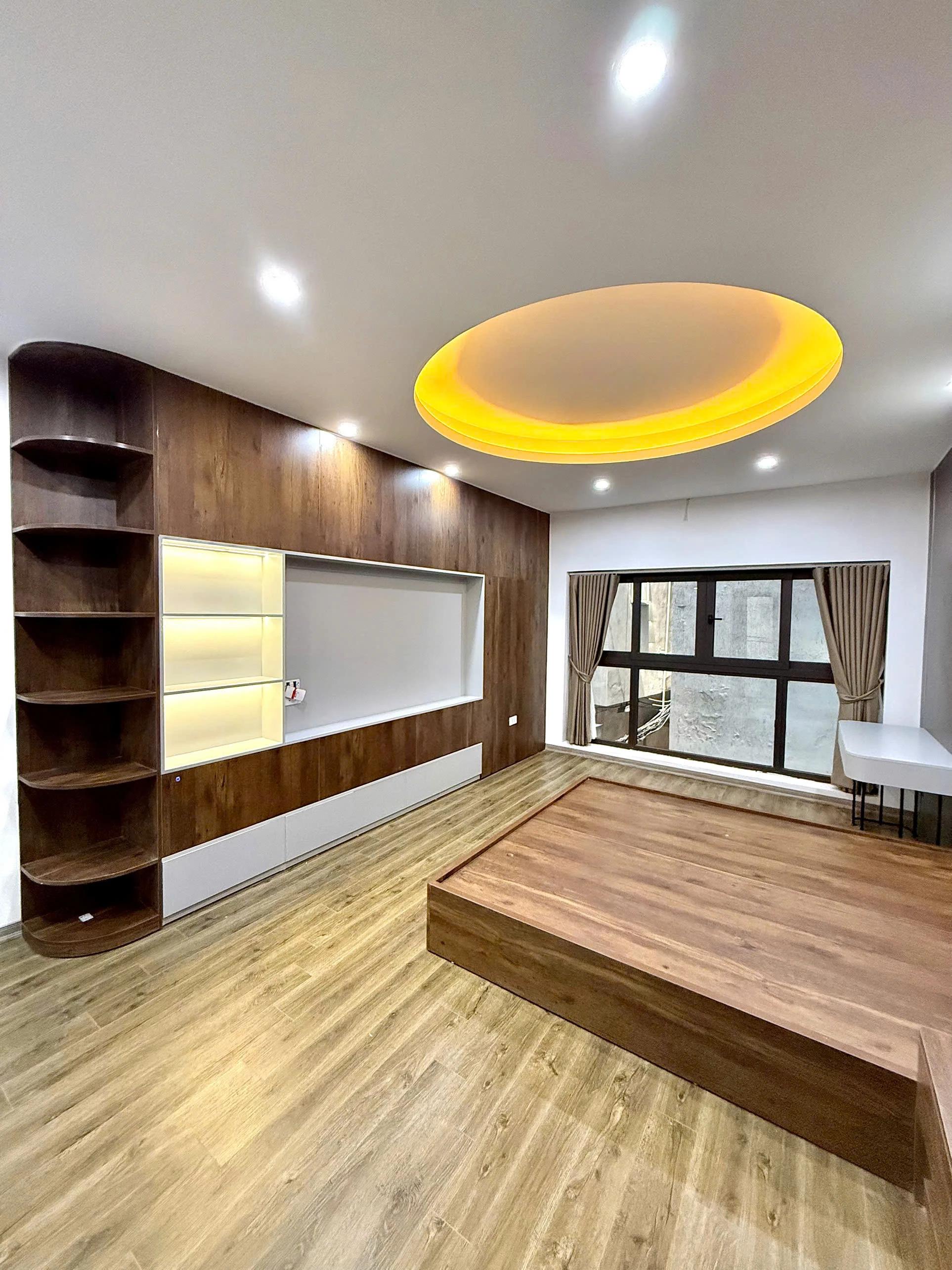 Bán nhà phố Phương Liệt - 65m2, mt 4m, 7T - SÁT PHỐ - THANG MÁY - XÂY MỚI TINH - 13 tỷ 5.