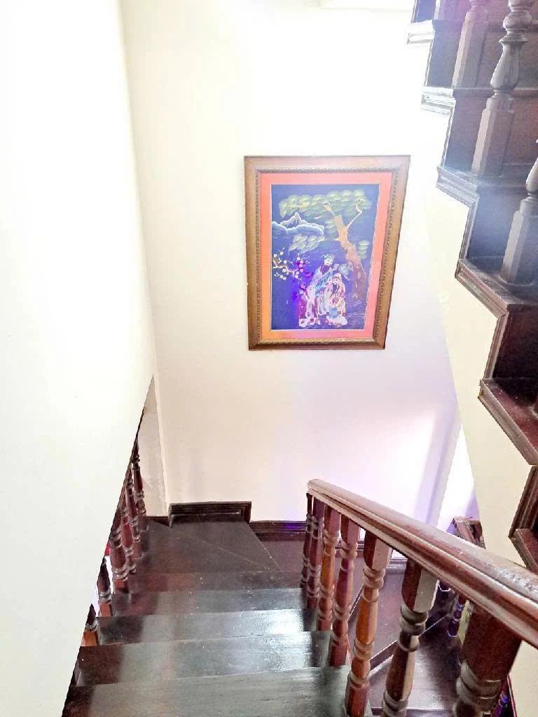 Bán gấp nhà Đội Cấn ngõ thông gần phố kinh doanh 39m² giá 10.5 tỷ