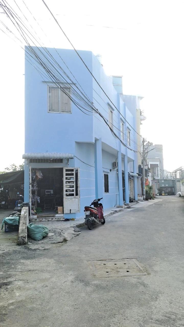 Bán gấp căn nhà trên đường 22 sau căn hộ 4S Linh Đông