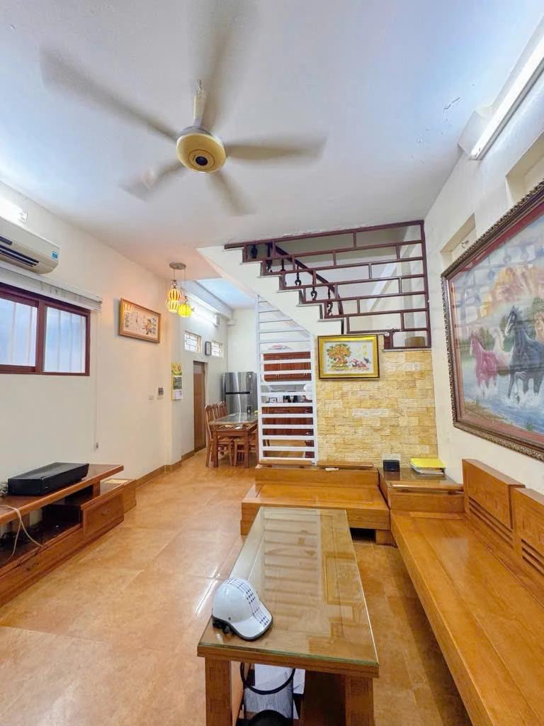 CỰC HIẾM LÔ GÓC HOÀNG HOA THÁM GẦN PHỐ NGÕ THÔNG KINH DOANH 50M² X 4 TẦNG 11 TỶ