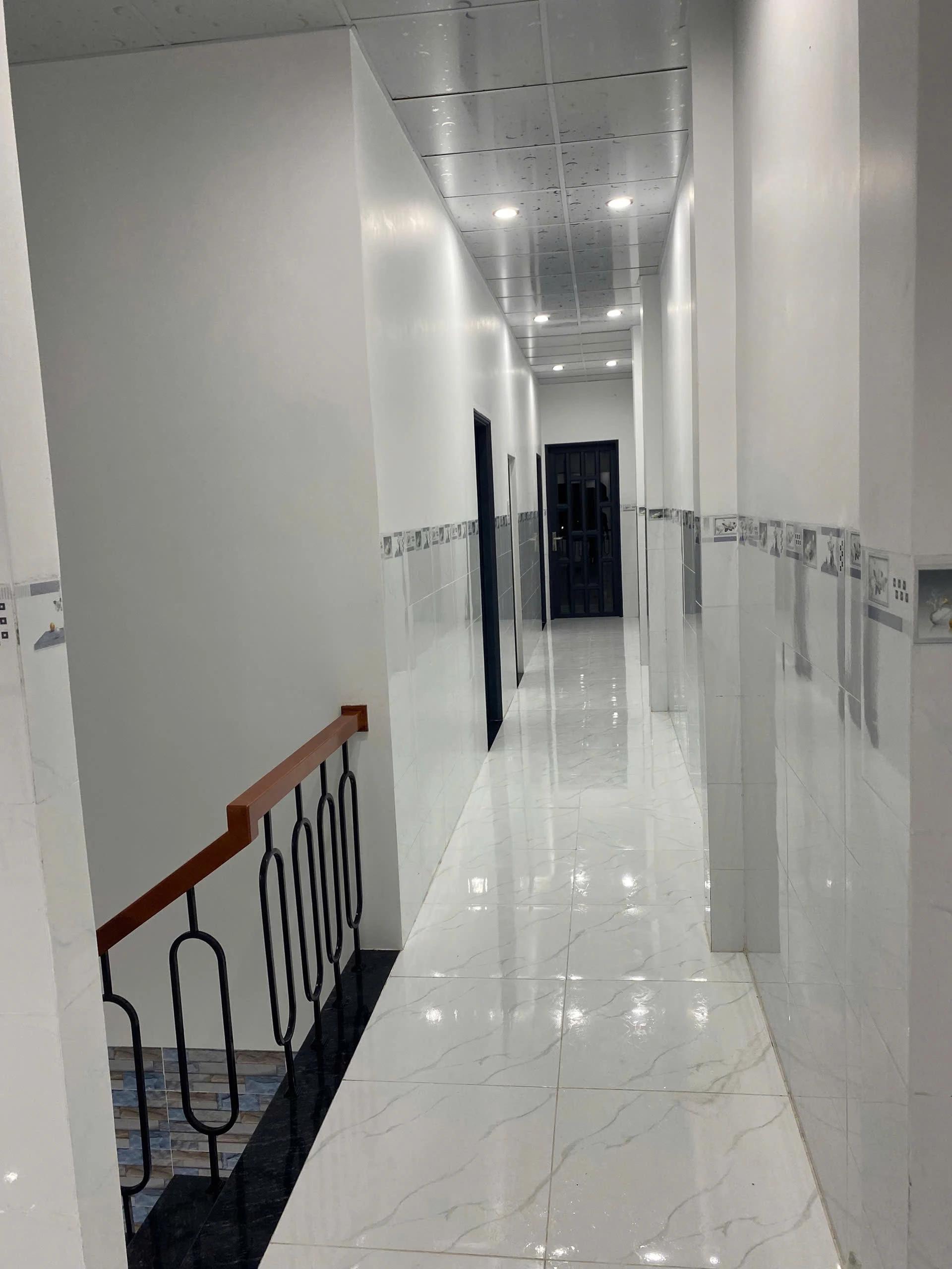 Cho thuê nhà nguyên căn 125m2 mới hoàn thiện, 4 PN- 4 WC khu Tái Định cư sân bay Long Thành