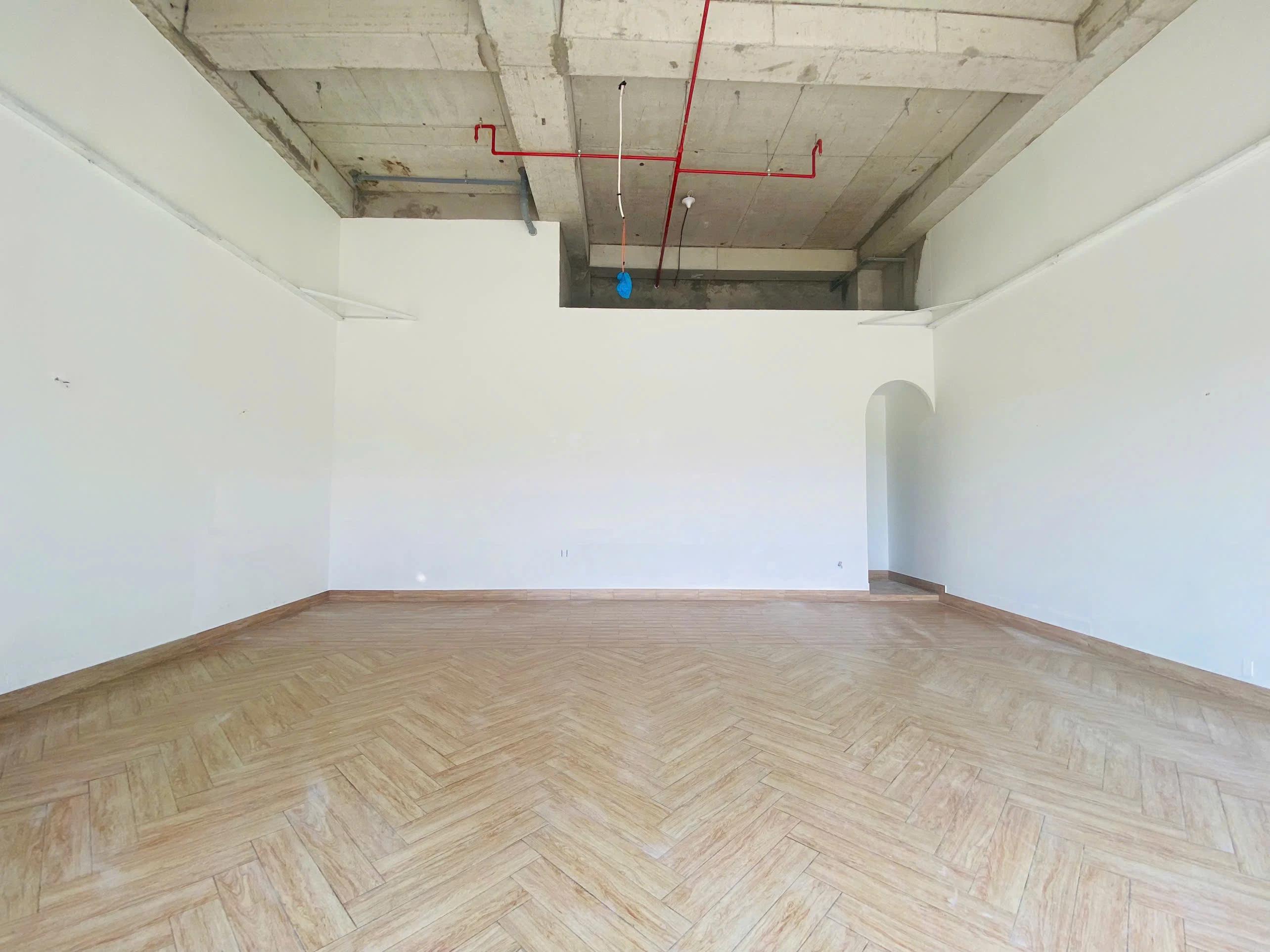 81m2 - Giá 23 triệu/tháng - Cho thuê Shophouse ngay cổng Q7 Riverside