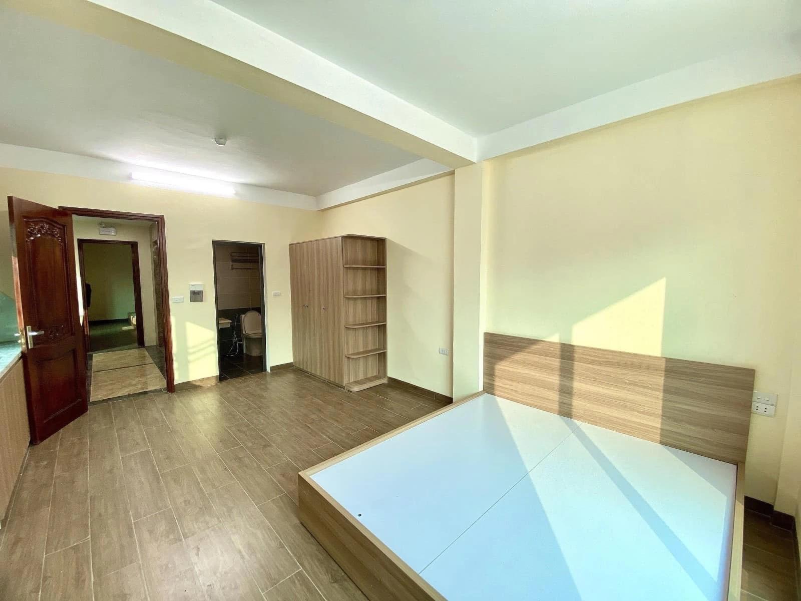 Bán CCMN Xã Đàn - 70m2 MT 5,2m - 7T, Thang Máy - Sát Phố - 16PKK - 100tr/th - 20 tỷ 5