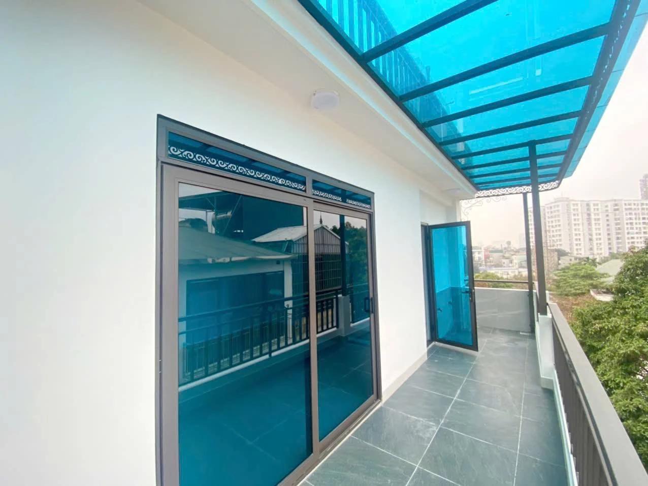 Bán nhà Phố Khương Đình - 40m2, MT KHỦNG 8M, 7T, THANG MÁY - OTO TRÁNH - SÁT PHỐ - 12 tỷ 5