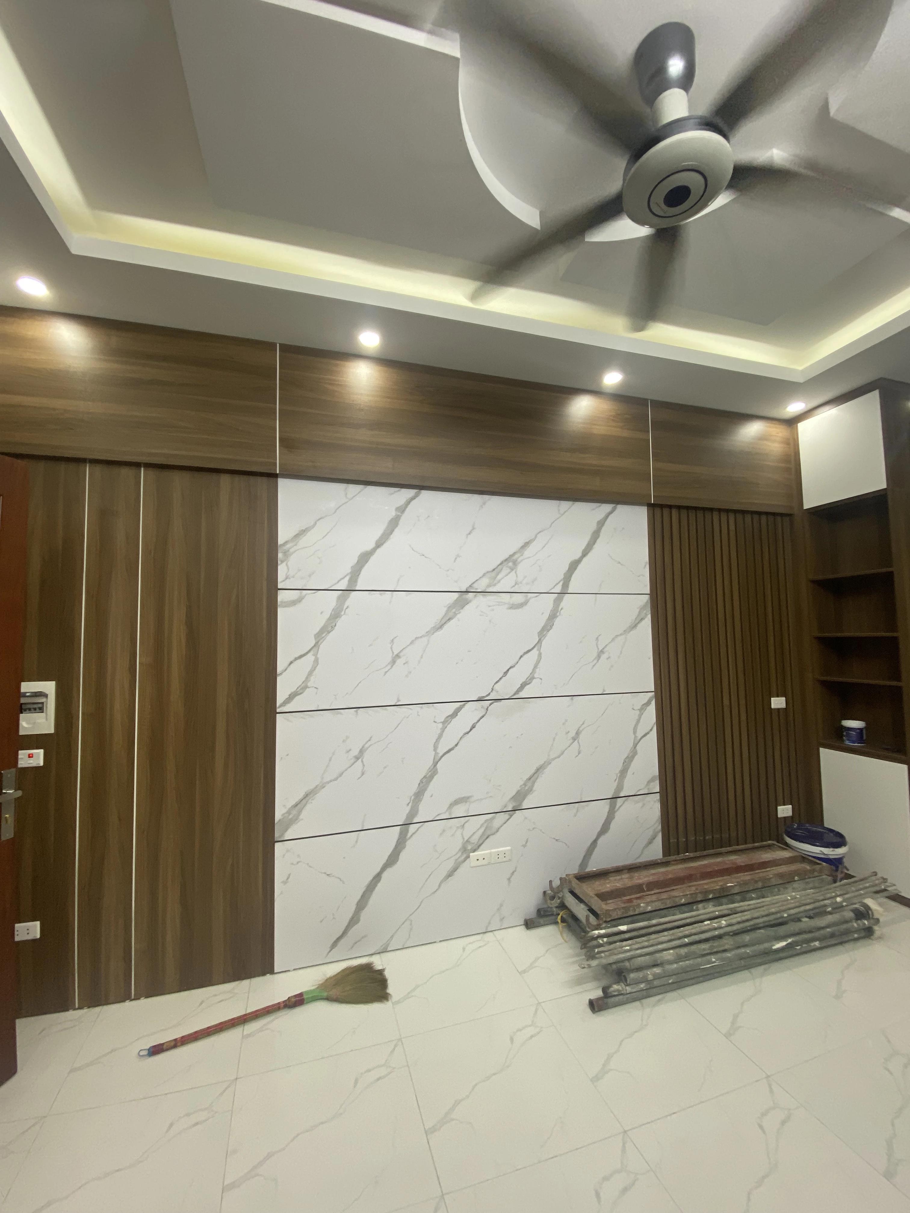 bán nhà 5 tầng số 14 ngõ 123/14 Võ Chí Công Tây hồ