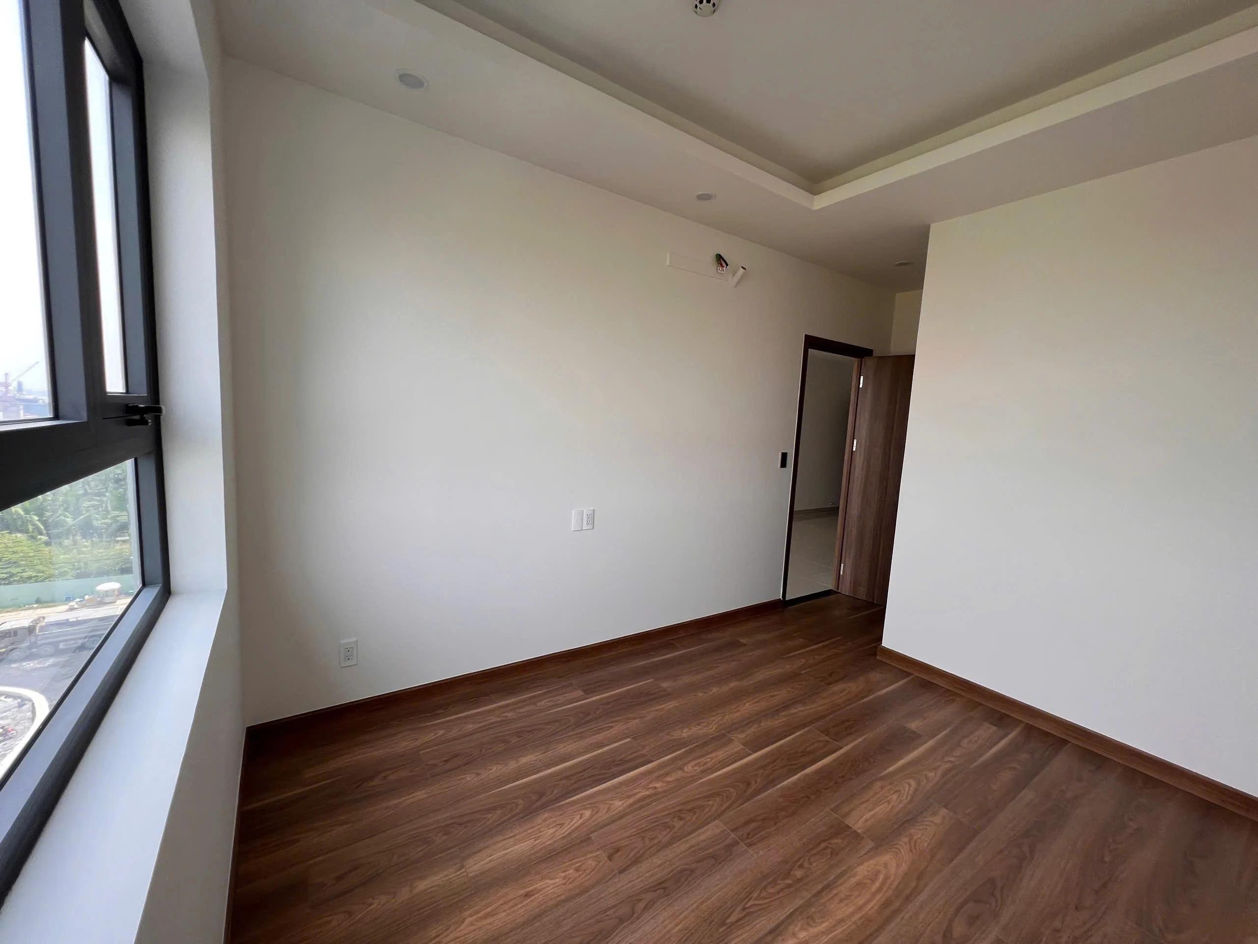 2PN2WC - 67m2 - Bán 3.65 tỷ - Tầng 14 - View nội khu - Q7 Riverside