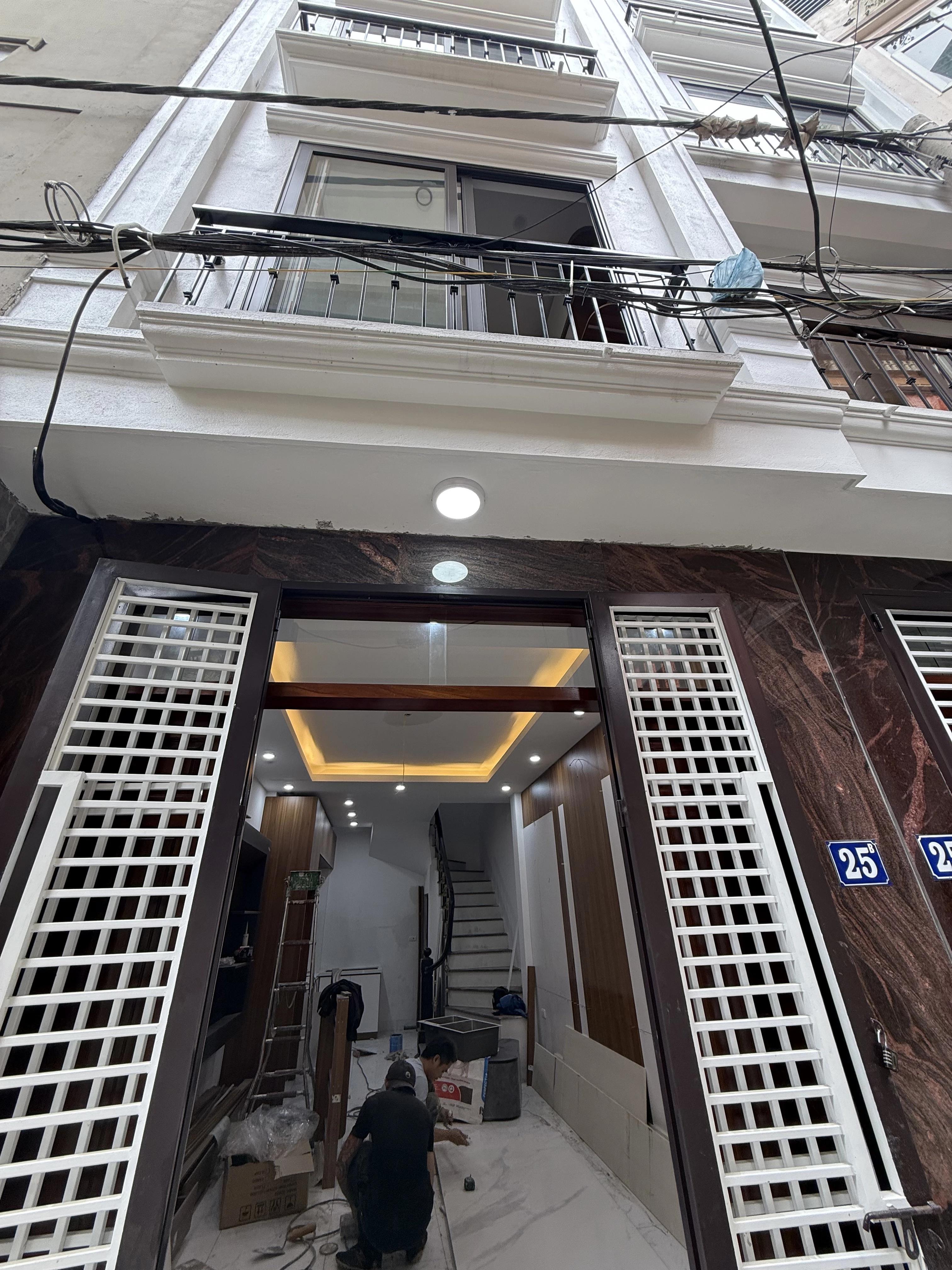 bán nhà 5 tầng số 18A ngõ 107 đường An Dương Vương