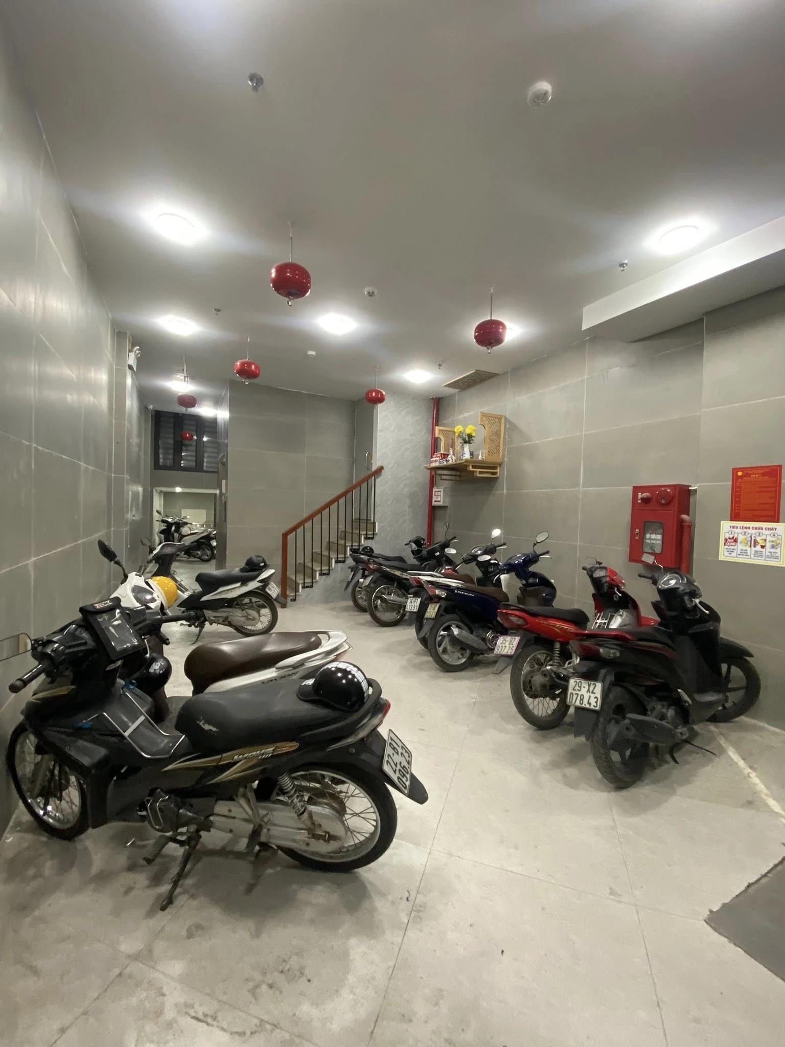 Bán CCMN Trung Kính - 104m2 - 9T, 2 THOÁNG - GẦN PHỐ - 25PKK - 120tr/th - 28 tỷ.