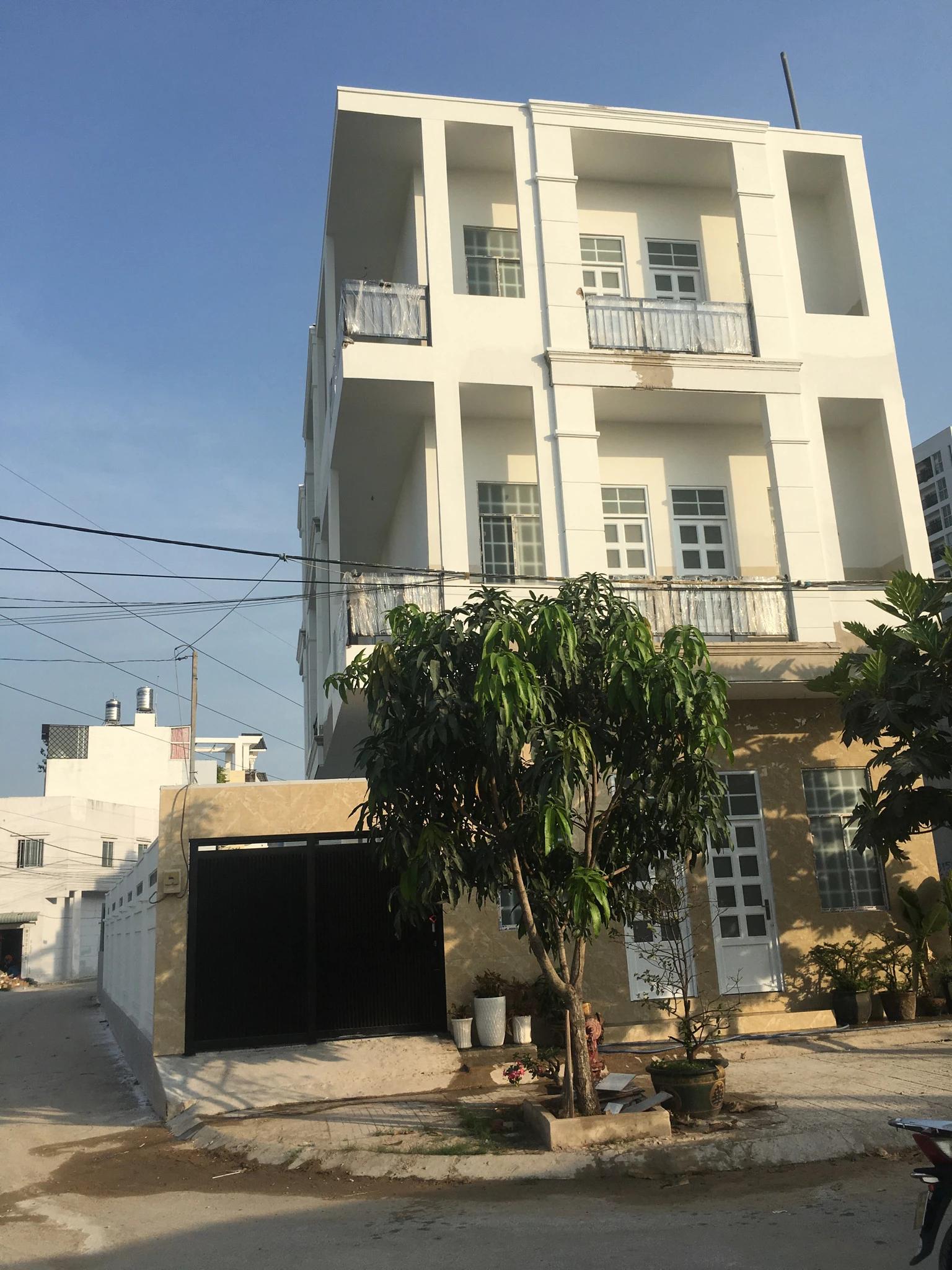 Bán nhà mặt tiền sông Gò dưa sau căn hộ 4S phường Linh Đông Thủ Đức