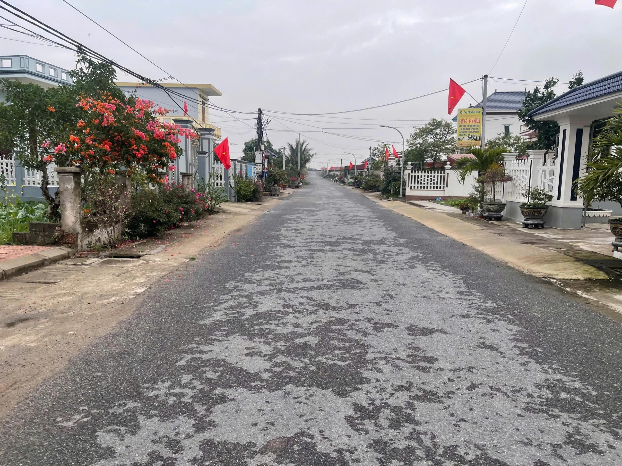 Chính chủ cần bán lô đất biển Quất Lâm, Nam Định, 90m2. Vị trí trung tâm, gần bãi tắm. Giá Rẻ