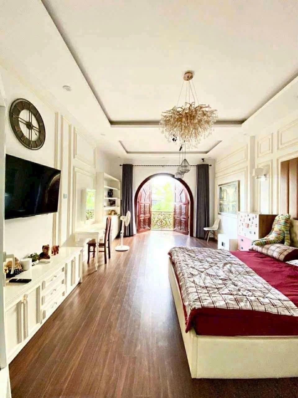 Siêu phẩm biệt thự sang trọng gần sát đường Phùng Hưng, TP. Đà Nẵng