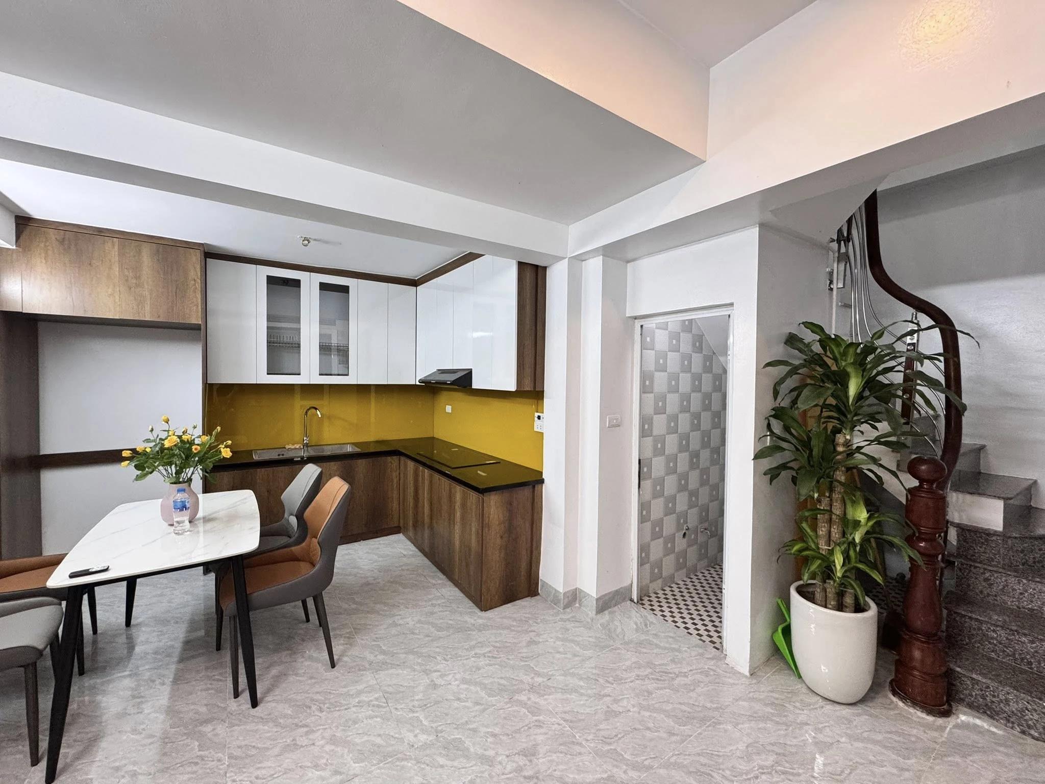 Bán nhà phố Vọng - XÂY MỚI TINH - GẦN PHỐ, OTO - 31m2, 5T, mt 3,6m - 7 tỷ 6.