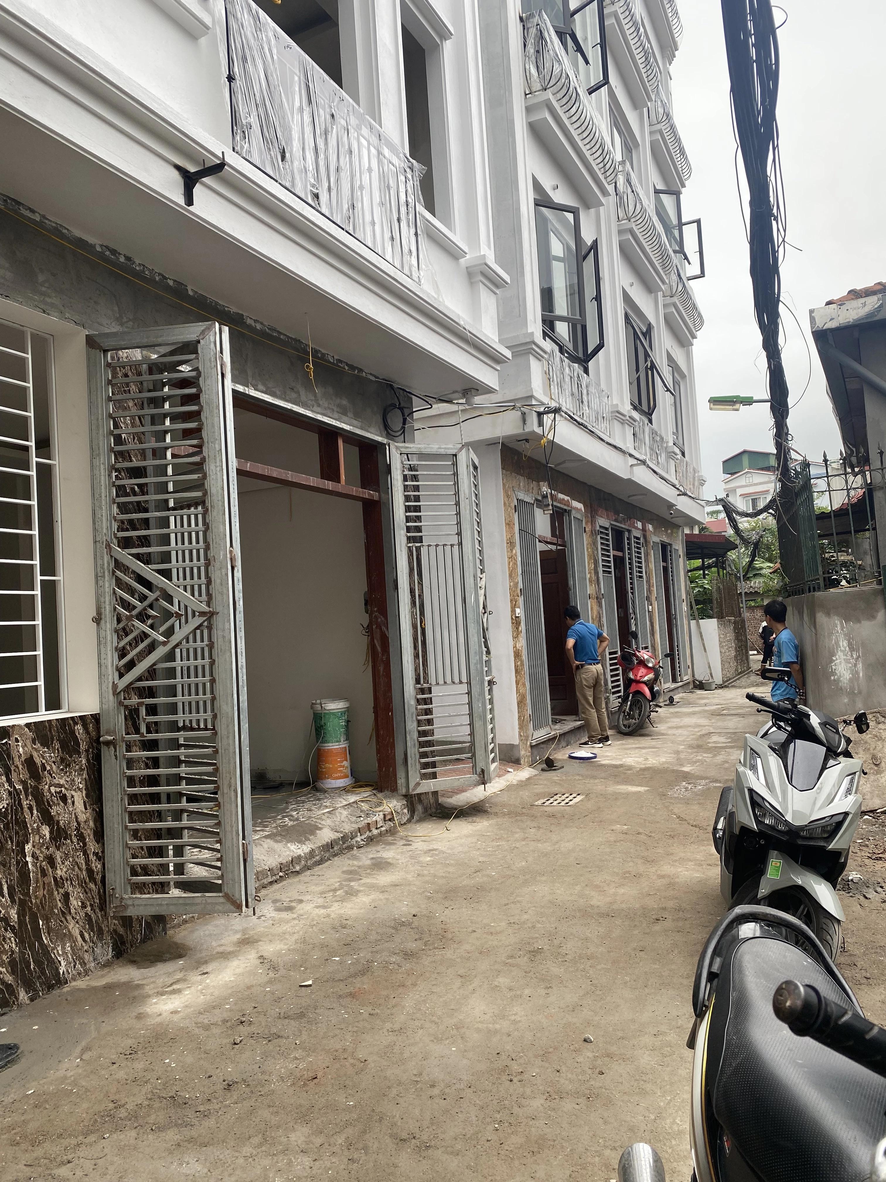 Bán nhà 5 tầng số 18 ngõ 107 đường An Dương Vương