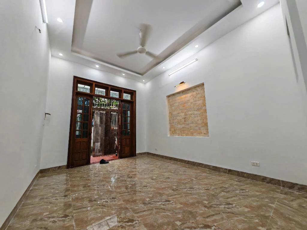 Hiếm nhà Thụy Khuê 58m² 4 tầng 2 mặt thoáng giá 10.2 tỷ